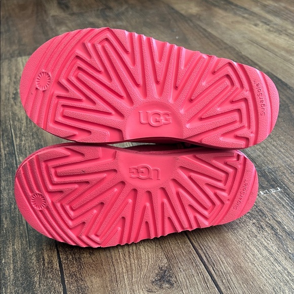 UGG Classic Ultra Mini pink bloom Boots - Picture 9 of 9